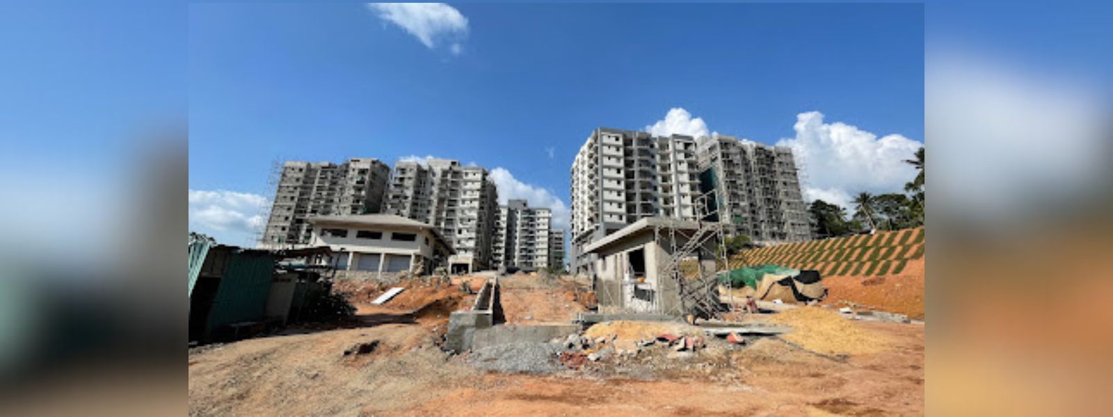 10 housing projects in Colombo to be completed